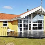 Фотография гостевого дома Four-Bedroom Holiday home in Fanø 8