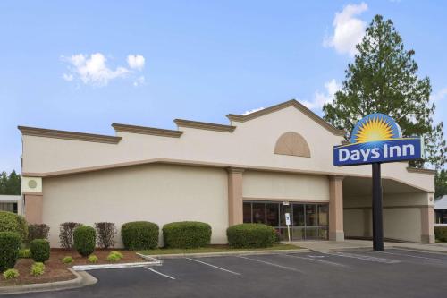 Фотография гостиницы Days Inn by Wyndham Fayetteville-South/I-95 Exit 49