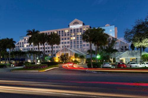 Фотография гостиницы DoubleTree by Hilton Hotel Deerfield Beach - Boca Raton