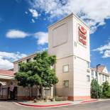 Фотография гостиницы Econo Lodge Denver International Airport