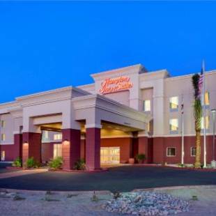 Фотографии гостиницы 
            Hampton Inn & Suites Blythe, CA