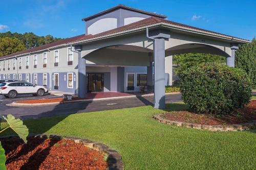 Фотография гостиницы Quality Inn Washington