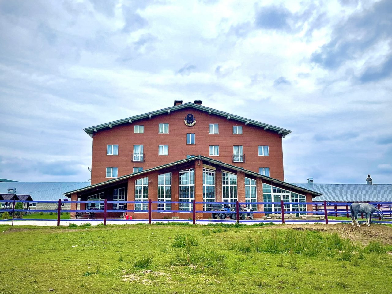 Фотография гостиницы Загородный отель Тёрн Вилладж