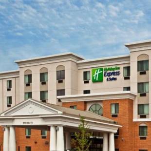 Фотографии гостиницы 
            Holiday Inn Express Hotel & Suites Chicago Airport West-O'Hare, an IHG Hotel