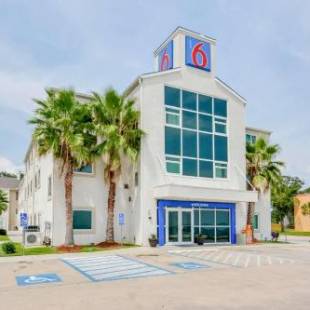 Фотографии гостиницы 
            Motel 6-Biloxi, MS - Beach