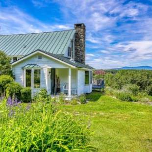 Фотографии гостевого дома 
            Mount Holly Home