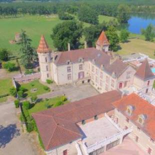 Фотографии мини отеля 
            Château de Lastours