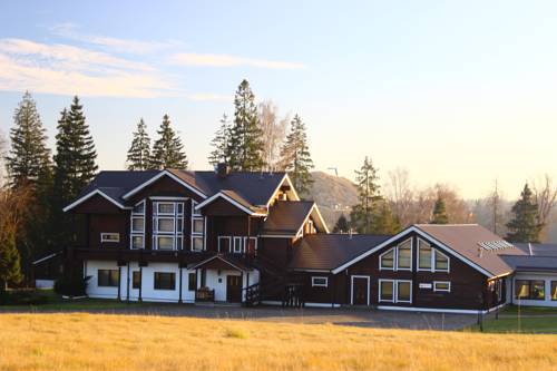 Фотография базы отдыха Целеево