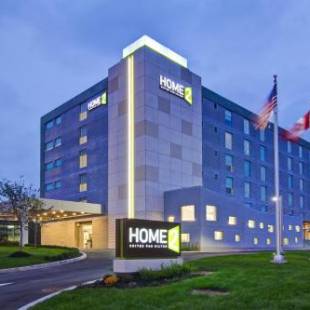 Фотографии гостиницы 
            Home2 Suites By Hilton Montreal Dorval