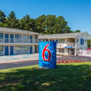 Фотографии гостиницы 
            Motel 6-Longview, TX