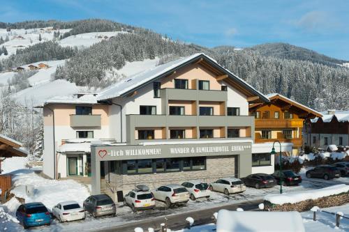 Фотография гостиницы Wanderhotel Erika