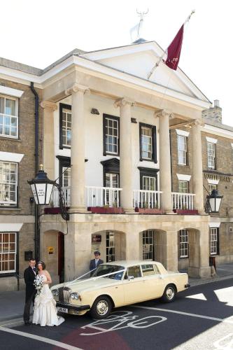 Фотография гостиницы Mercure Salisbury White Hart Hotel