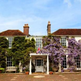 Фотографии гостевого дома 
            Powdermills Country House Hotel