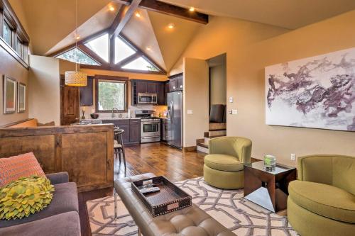 Фотография гостевого дома Custom-Built Frisco Home with Rooftop Deck and 360 View