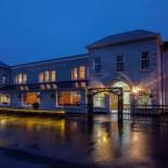 Фотография гостиницы Woodford Dolmen Hotel Carlow