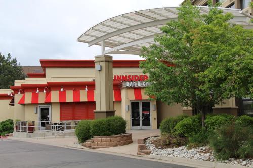 Фотография гостиницы Holiday Inn Denver Lakewood, an IHG Hotel