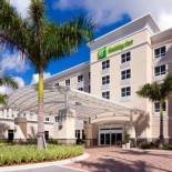 Фотография гостиницы Holiday Inn Fort Myers Airport-Town Center, an IHG Hotel