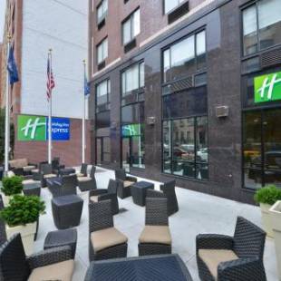 Фотографии гостиницы 
            Holiday Inn Express Manhattan Midtown West, an IHG Hotel