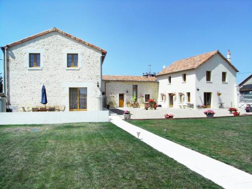 Фотография гостевого дома Loire Escapes - Maison D'Hibou