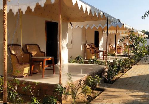 Фотографии базы отдыха 
            Jodhpur House Resort