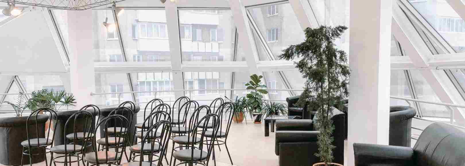 Фотография конференц-зала Транзит