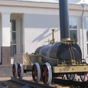 Фотография памятника Памятник Макет паровоза Черепановых