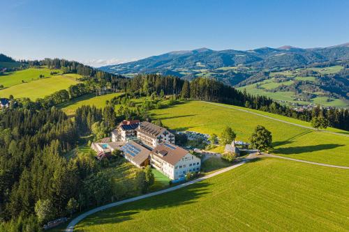 Фотографии гостиницы 
            Hotel Moselebauer