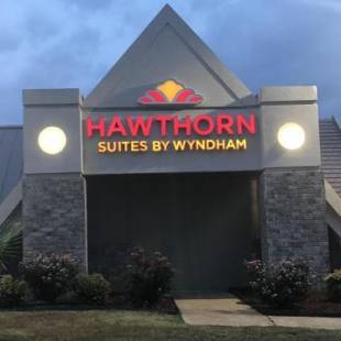 Фотографии гостиницы 
            Hawthorn Suites by Wyndham Columbia