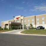 Фотография гостиницы Hampton Inn Seguin