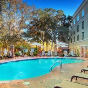 Фотографии гостиницы 
            Holiday Inn Express Hotel & Suites Mount Pleasant - Charleston, an IHG Hotel