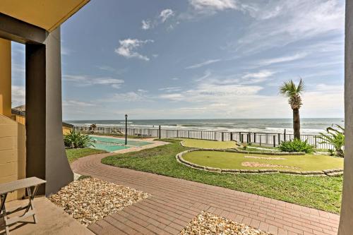 Фотографии гостевого дома 
            Oceanfront Resort Condo Steps to Daytona Beach!