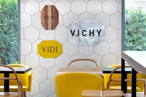 Фотография гостиницы Hôtel ibis Styles Vichy Centre