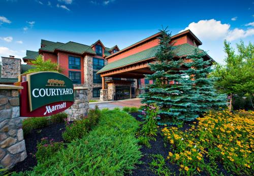 Фотография гостиницы Courtyard Marriott Lake Placid
