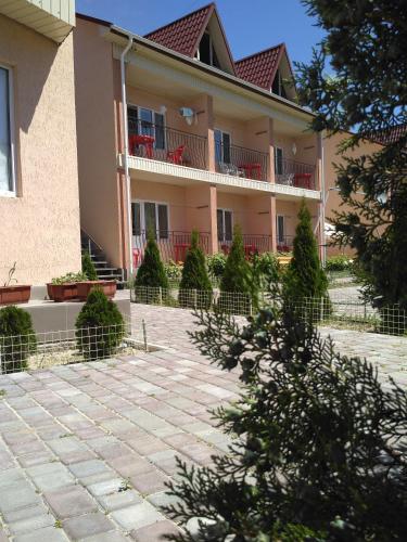 Фотография гостевого дома Радуга