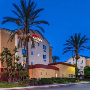 Фотографии гостиницы 
            TownePlace Suites by Marriott Anaheim Maingate Near Angel Stadium