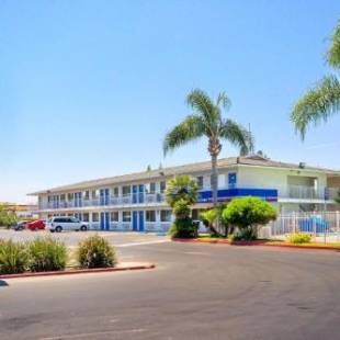 Фотографии гостиницы 
            Motel 6-Tulare, CA