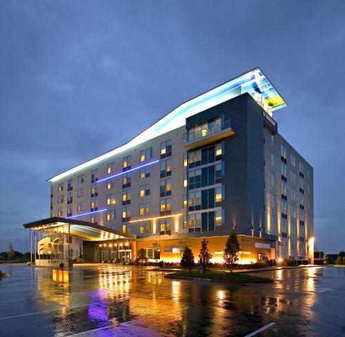 Фотография гостиницы Aloft Hotel Rogers Bentonville