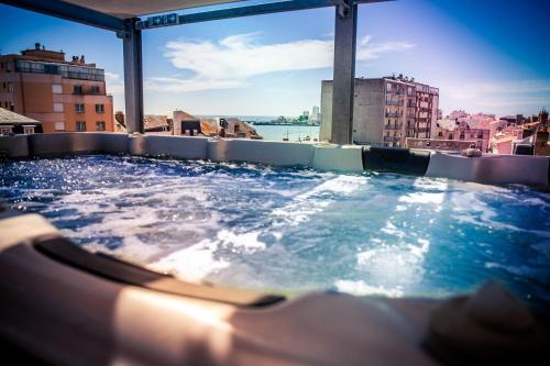 Фотография гостиницы Hotel Arc en Ciel SPA