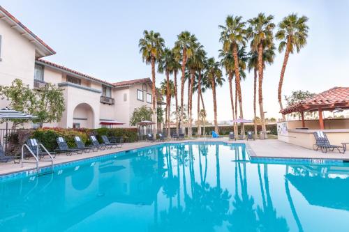 Фотография гостиницы Hilton Garden Inn Palm Springs/Rancho Mirage