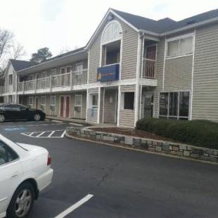 Фотографии гостиницы 
            InTown Suites Extended Stay Atlanta GA - Norcross