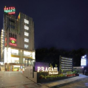 Фотография гостиницы Hotel Pragati The Grand