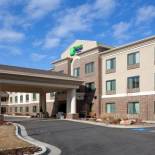 Фотография гостиницы Holiday Inn Express West Valley City, an IHG Hotel