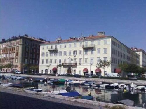 Фотография гостевого дома Apartments by the sea Rijeka - 13746