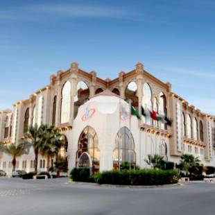 Фотографии гостиницы 
            Madareem Crown Hotel