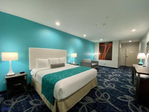 Фотографии гостиницы 
            Americas Best Value Inn Houston Willowbrook