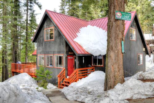 Фотографии гостевого дома 
            Christmas Cabin