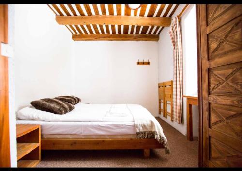 Фотографии гостиницы
Langley Hotel La Vieille Ferme