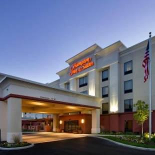 Фотографии гостиницы 
            Hampton Inn & Suites Schererville