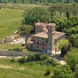 Фотография гостевого дома Relais Castelluccio Palusse