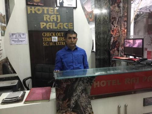 Фотографии гостиницы 
            Hotel Raj Palace